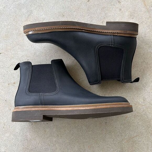 NWOB Clarks BushAcre Chelsea Black Boots Men’s Size 10 - Picture 1 of 11